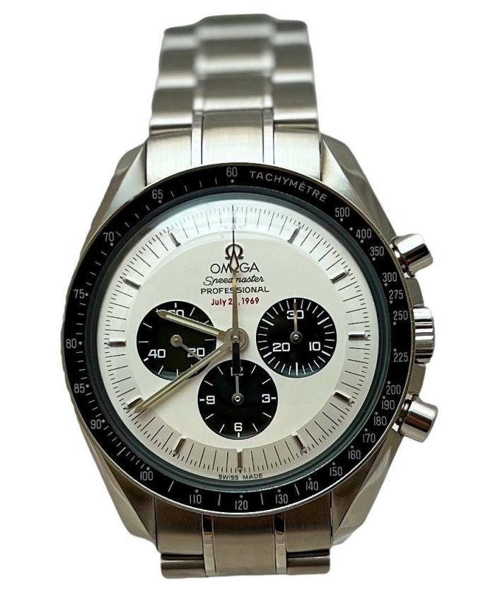 Omega Speedmaster Moonwatch