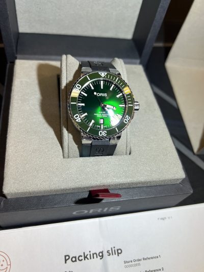 Oris Aquis Date 43,5mm – Green Dial – 2023 (Som ny) - Bilde 2