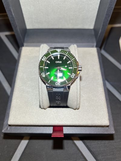 Oris Aquis Date 43,5mm – Green Dial – 2023 (Som ny) - Bilde 7