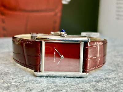 Cartier Tank Must – Burgundy Dial - Bilde 11