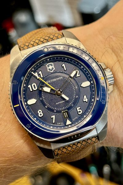 Victorinox I.N.O.X. Mechanical