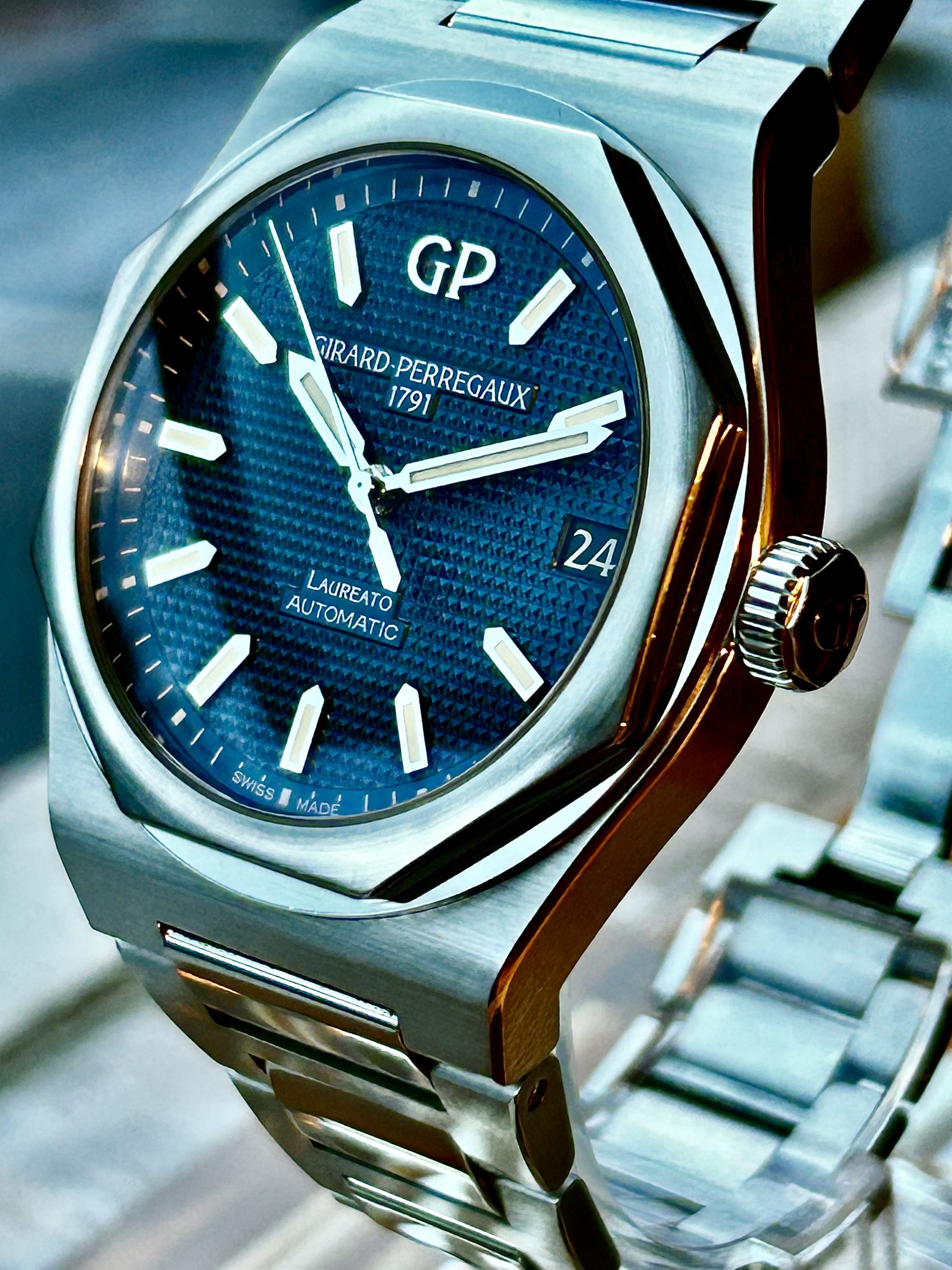 Girard-Perregaux Laureato 42 mm – 2022 - Bilde 8