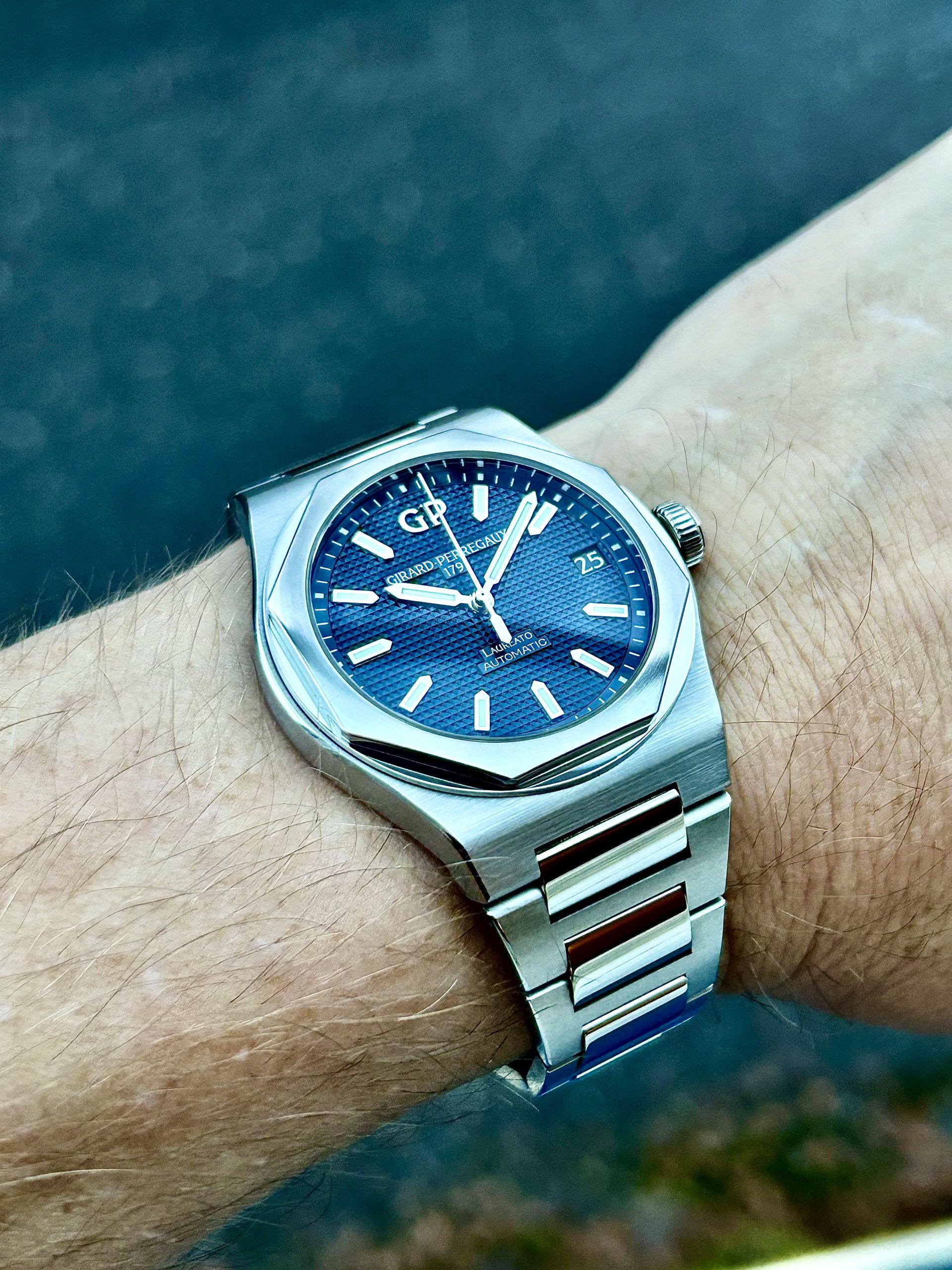 Girard-Perregaux Laureato 42 mm – 2022 - Bilde 6