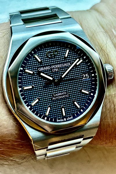 Girard-Perregaux Laureato 42 mm – 2022