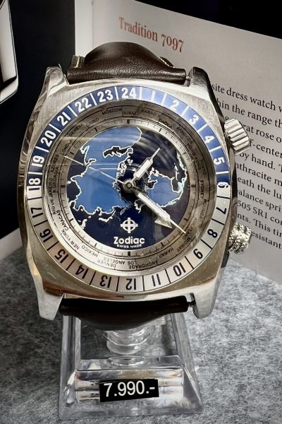 Zodiac Desert Master Blue ZO7000 – GMT World Timer – Tidlig 2000-tall