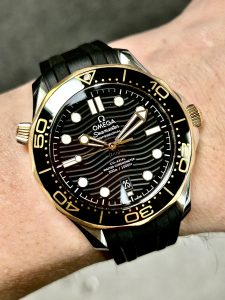 Solgt - Omega Seamaster Diver 300M  Sedna™ Gold & Steel – 2020
