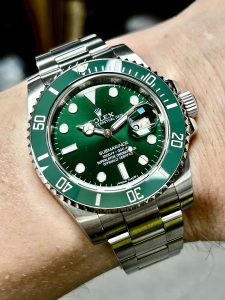 Solgt - Rolex Submariner Date “Hulk”  Ref. 116610LV – 2014