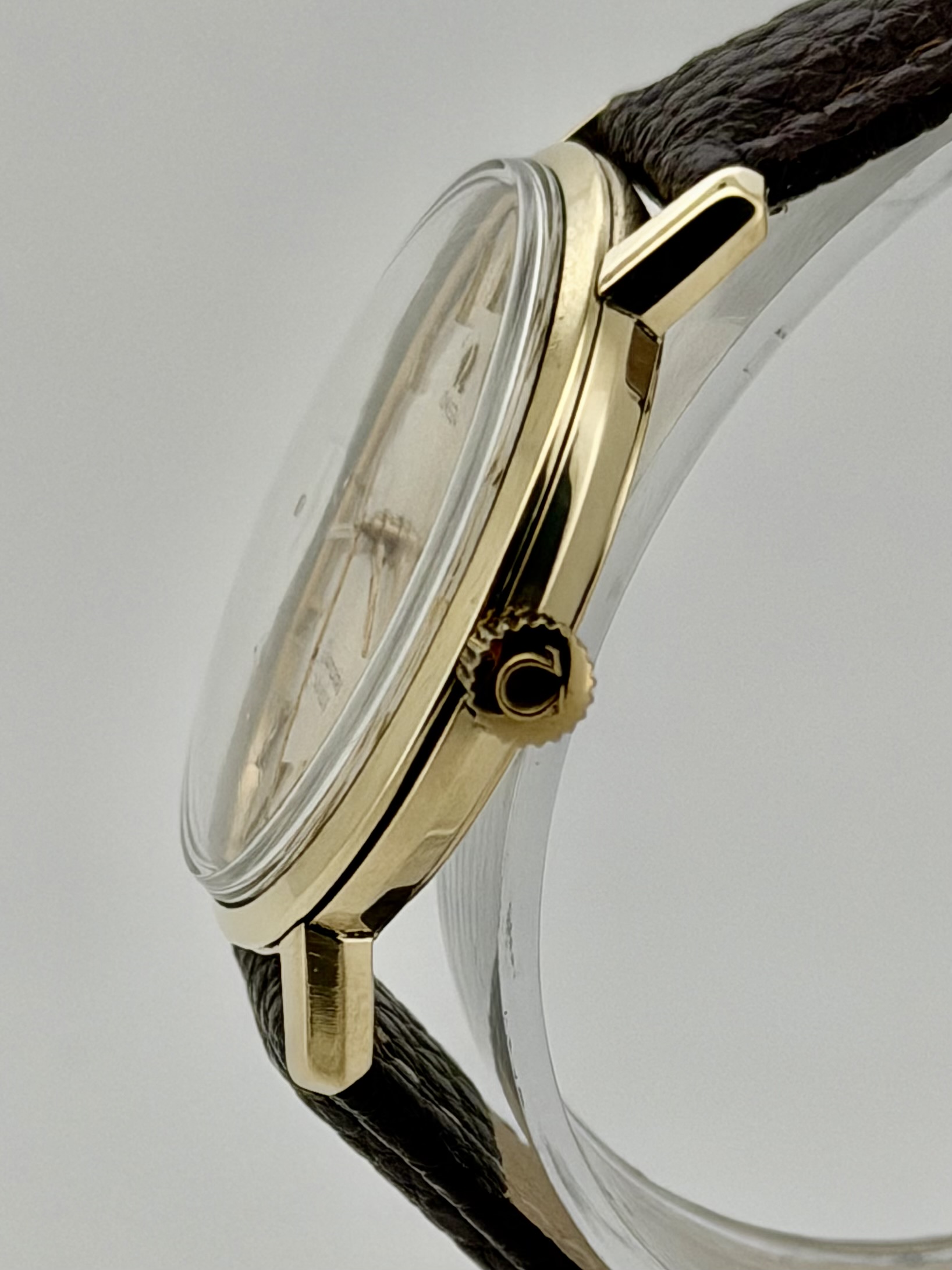 Omega Seamaster De Ville – eksklusiv 60-tallsklassiker i 14 karat gull - Bilde 8