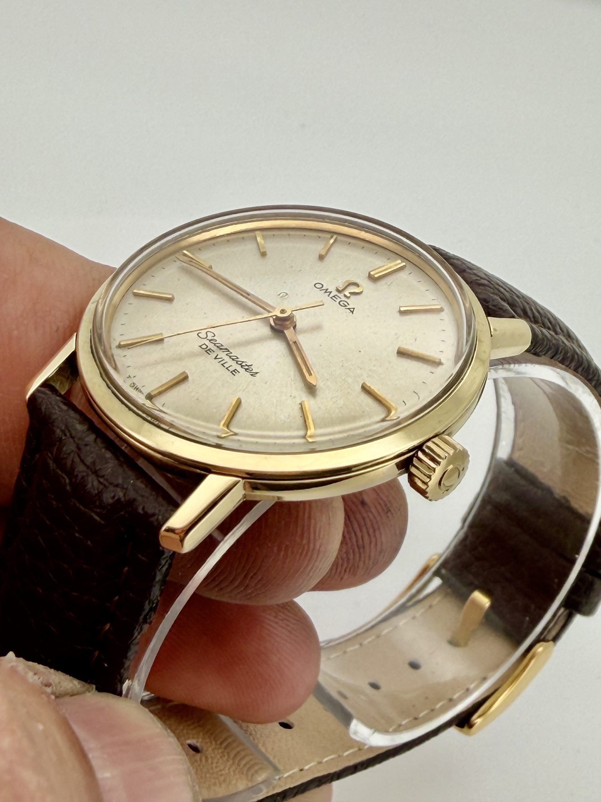 Omega Seamaster De Ville – eksklusiv 60-tallsklassiker i 14 karat gull - Bilde 12